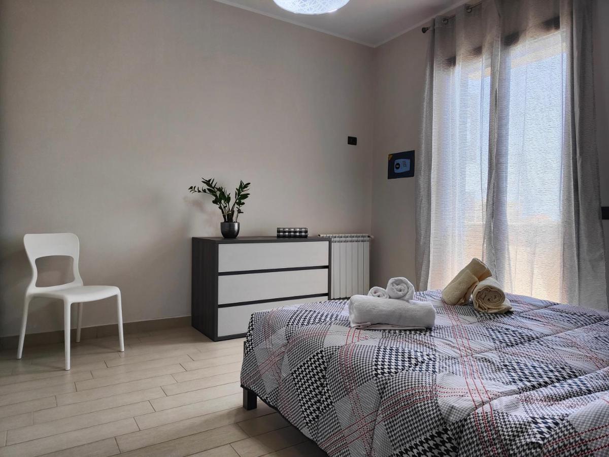Siracusa Suite, Ac + Wi-Fi + Free Private Parking Syrakusa Exteriör bild